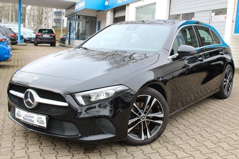 Schwarz Gebraucht 2019 Mercedes A200 Edition 1 Limousine | 18.290 € (Fairer Preis) - Bild 1/4