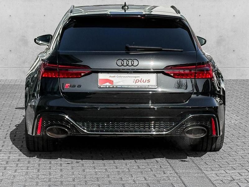 Gebraucht Audi RS6 Ambiente 600 PS (441 kW) 2025 Mythosschwarz metallic Kombi