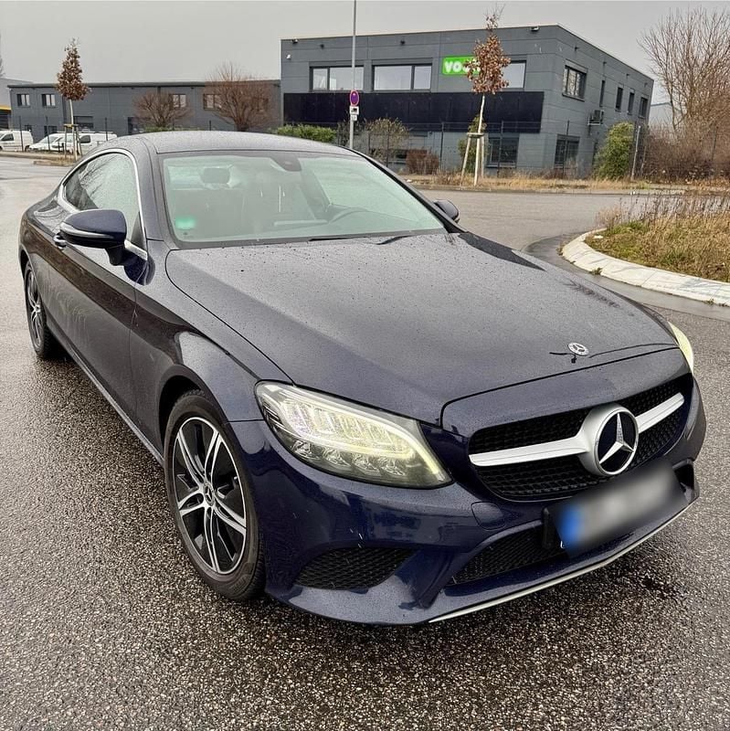 Blau Gebraucht 2019 Mercedes C300 Coupé | 24.499 € (Guter Preis) - Bild 1/4