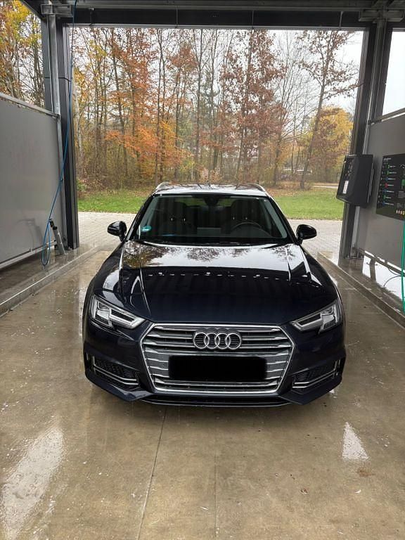 Gebraucht Audi A4 Sport 190 PS (139 kW) 2016 Blau Kombi