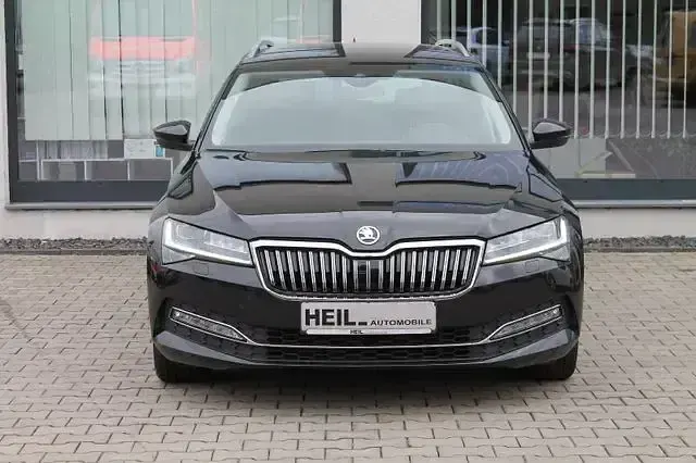 Gebraucht Skoda Superb Style 200 PS (147 kW) 2023 Schwarz Kombi