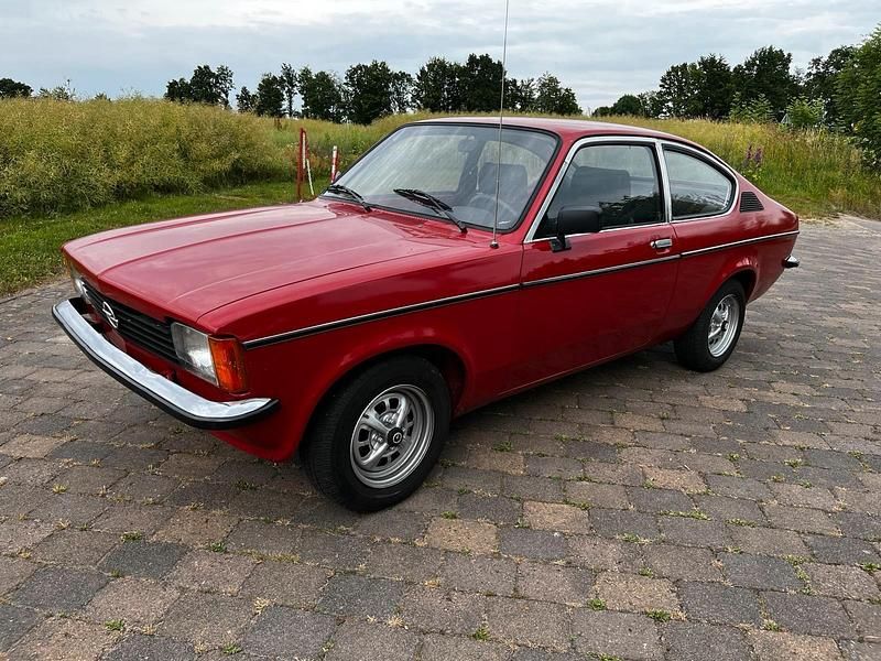 Rot Gebraucht 1978 Opel Kadett S Coupé | 7.250 € - Bild 1/4