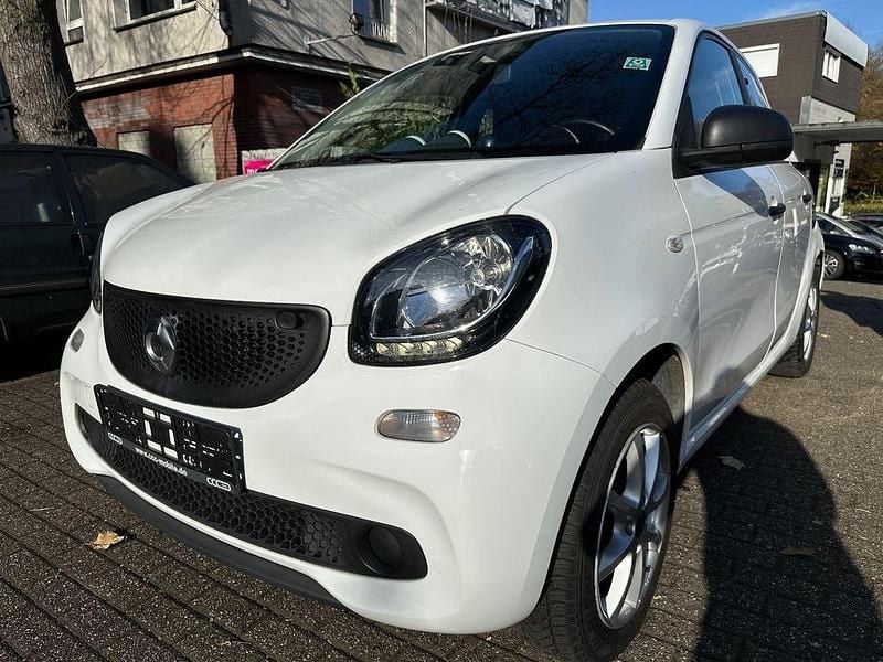 Weiß Gebraucht 2015 Smart ForFour Kleinwagen | 5.249 € (Fairer Preis) - Bild 1/4
