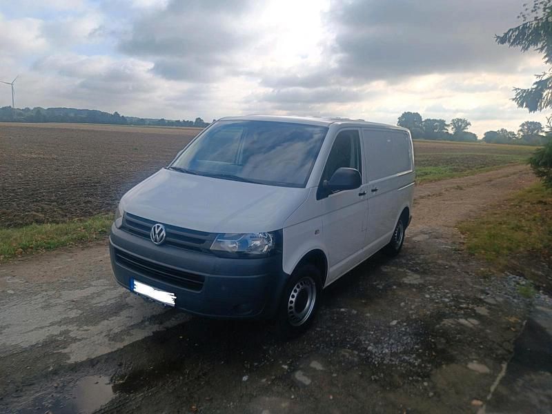 Weiß Gebraucht 2009 VW T5 Van | 8.999 € (Fairer Preis) - Bild 1/4