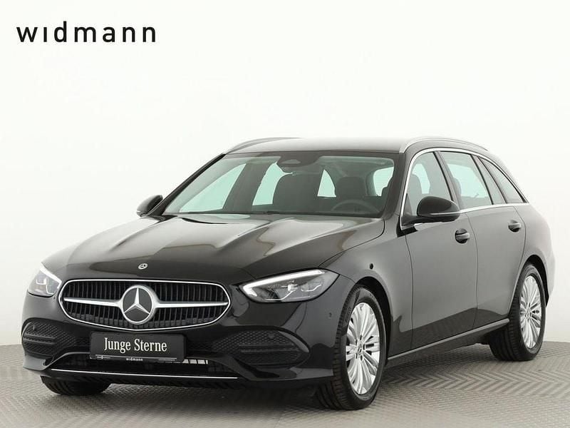 Obsidianschwarz metallic Gebraucht 2024 Mercedes C200 Avantgarde Kombi | 38.850 € (Guter Preis) - Bild 1/4