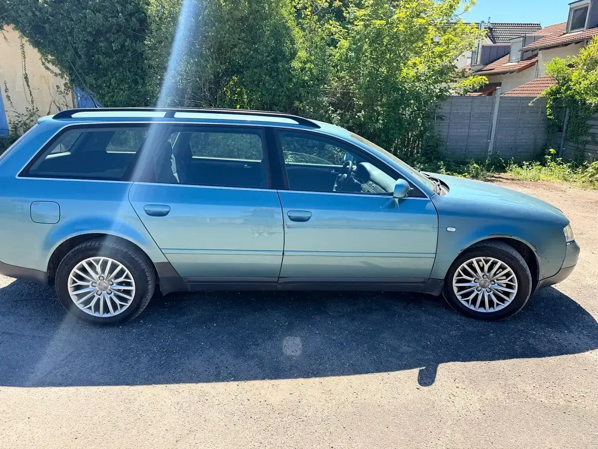 Second-hand Audi A6 164 CP (120 kW) 2000 Verde Break