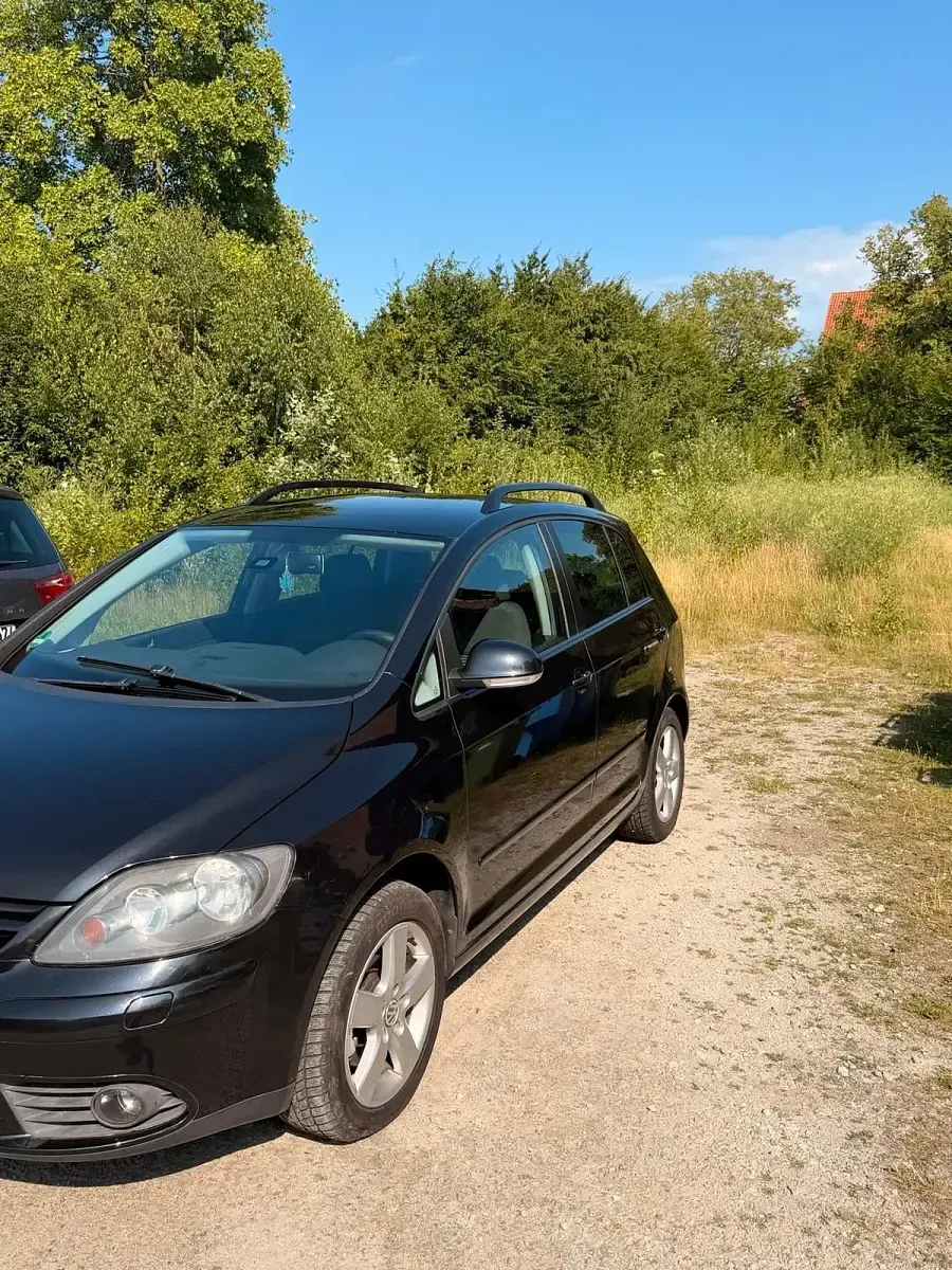 Gebraucht VW Golf V 80 PS (58 kW) 2008 Schwarz Kleinwagen