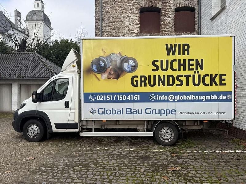 Weiß Gebraucht 2021 Peugeot Boxer Van | 28.900 € - Bild 1/2