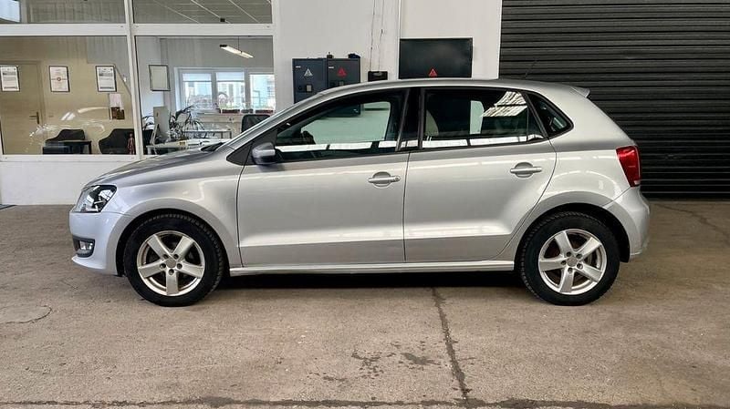 Gebraucht VW Polo 60 PS (44 kW) 2011 Silber Kleinwagen