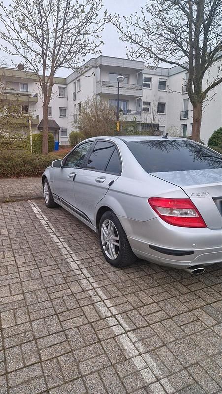 Gebraucht Mercedes C220 170 PS (125 kW) 2009 Limousine