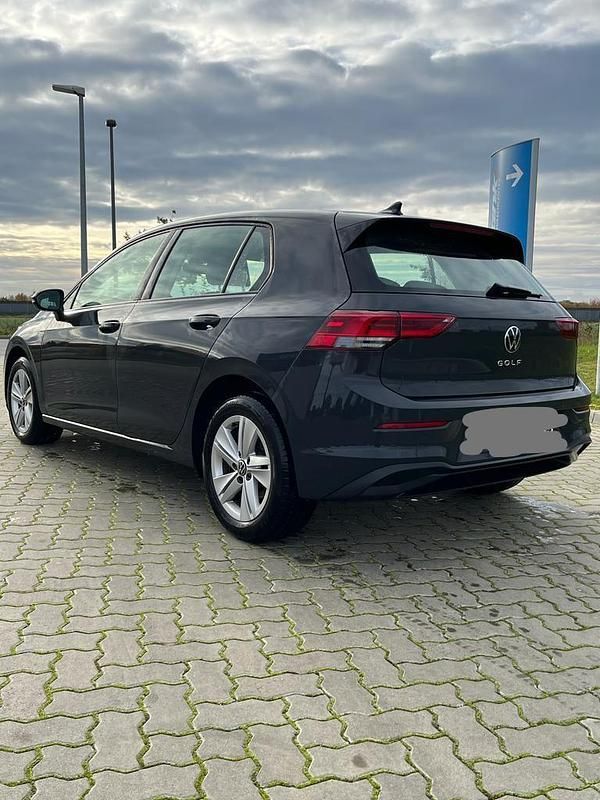 Gebraucht VW Golf VII Life 116 PS (85 kW) 2021 Grau Kleinwagen