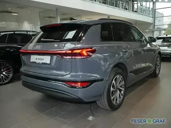 Ny Audi e-tron Ambiente 185 kW (252 HK) 2026 Grå SUV