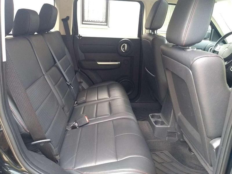 Gebraucht Dodge Nitro 260 PS (191 kW) 2009 Schwarz SUV