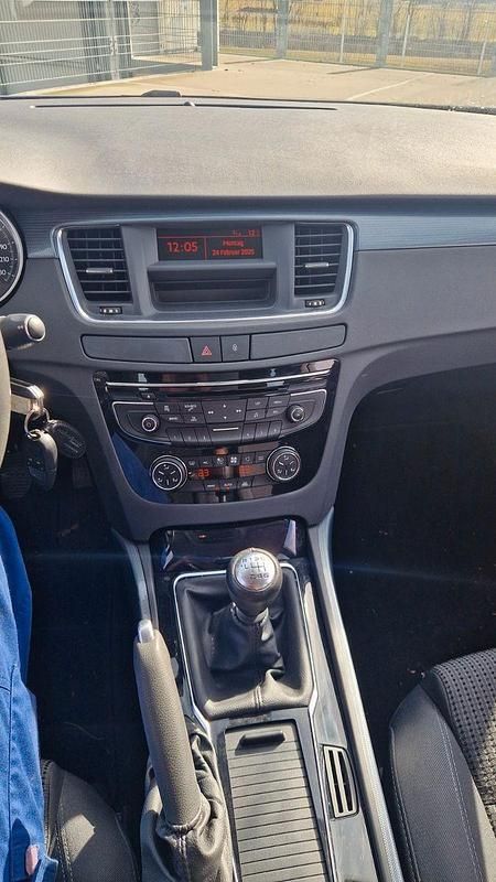 Gebraucht Peugeot 508 156 PS (114 kW) 2012 Silber Limousine