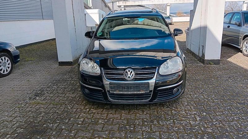 Gebraucht VW Golf V 140 PS (102 kW) 2009 Schwarz Kombi