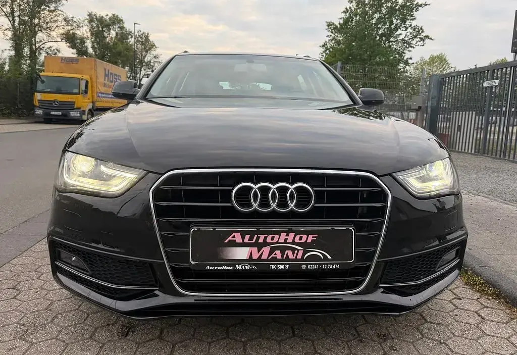 Gebraucht Audi A4 Ambition 170 PS (125 kW) 2014 Schwarz Kombi