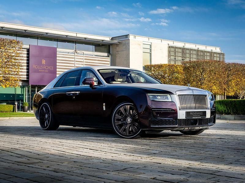 Bohemian red Gebraucht 2023 Rolls Royce Ghost Limousine | 351.050 € (Teuer) - Bild 1/4
