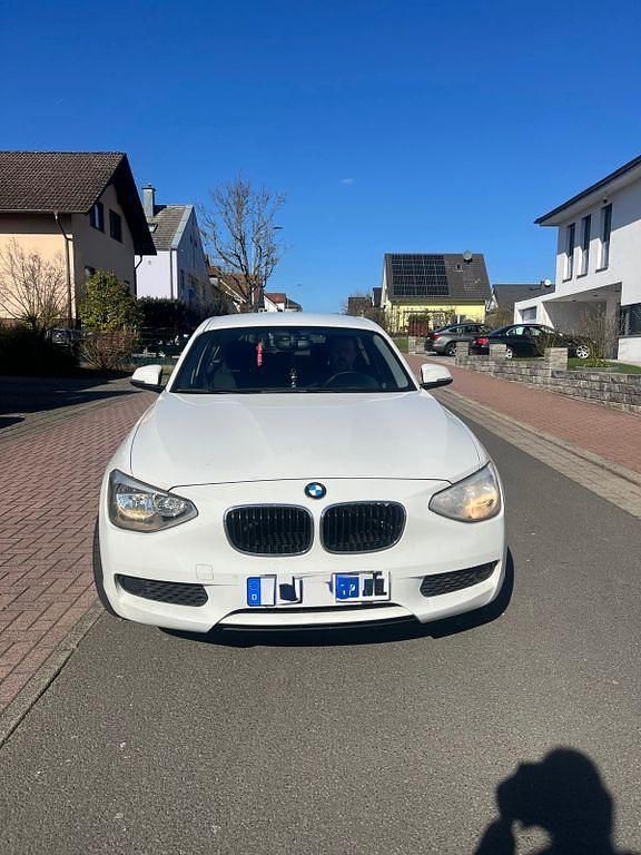 Gebraucht BMW 116 136 PS (100 kW) 2012 Weiß Kleinwagen