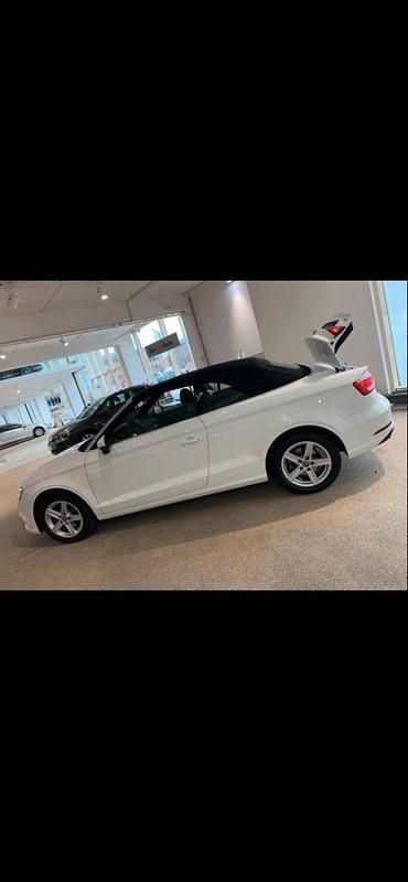 Gebraucht Audi A3 Cabriolet Basis 116 PS (85 kW) 2017 Weiß Cabrio