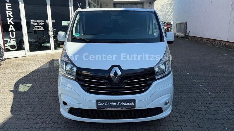 Gebraucht Renault Trafic 120 PS (88 kW) 2015 Other Van / Kleinbus