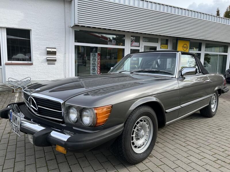 Grau Gebraucht 1982 Mercedes SL380 Cabrio | 21.900 € - Bild 1/4