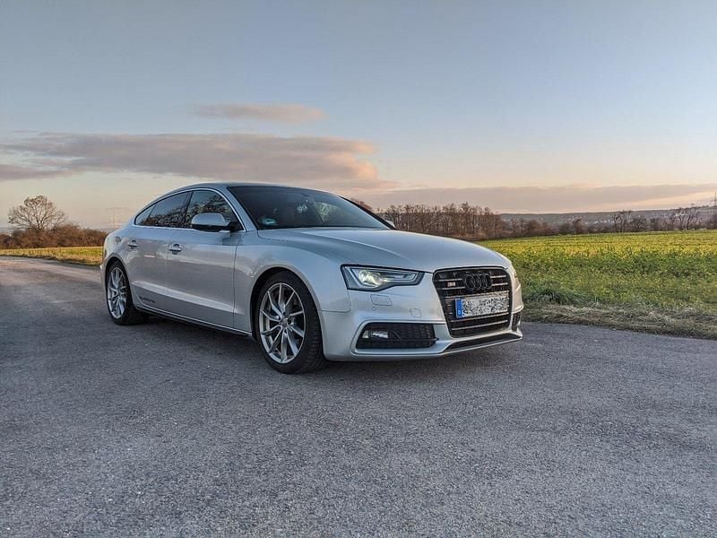 Silber Gebraucht 2012 Audi S5 Sportback Kleinwagen | 27.600 € - Bild 1/4