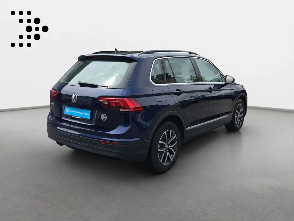Gebraucht VW Tiguan Comfortline 131 PS (96 kW) 2020 Blau SUV