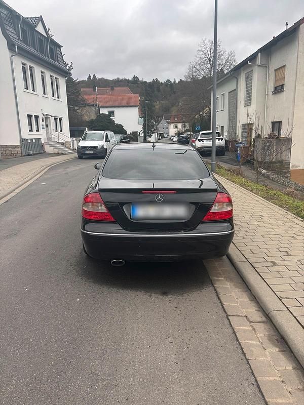Gebraucht Mercedes CLK280 231 PS (169 kW) 2008 Schwarz Coupé