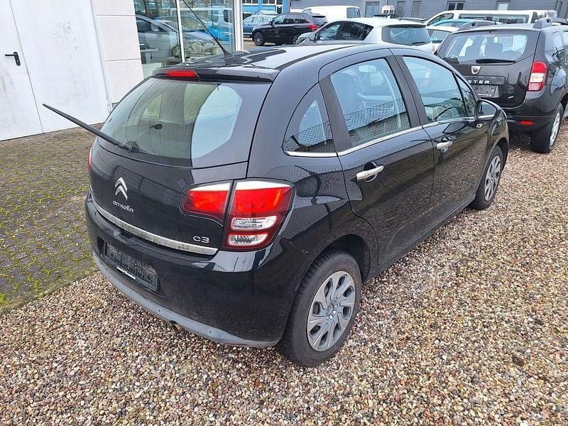 Gebraucht Citroën C3 SELECTION 82 PS (60 kW) 2016 Schwarz Limousine
