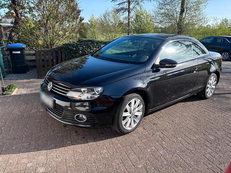 Second-hand VW Eos 160 CP (117 kW) 2011 Negru Cabrio