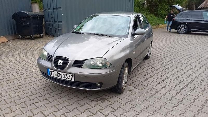 Second-hand Seat Ibiza 75 CP (55 kW) 2002 Gri Hatchback