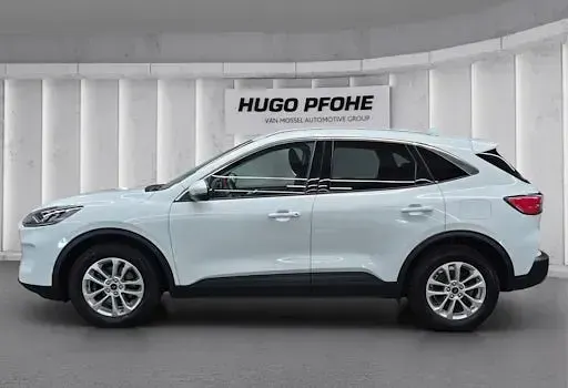 Gebraucht Ford Kuga Titanium 120 PS (88 kW) 2021 Weiß SUV