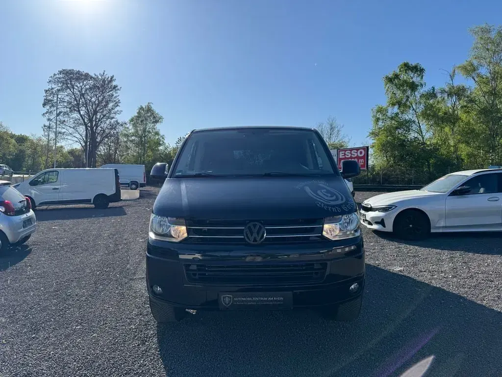Second-hand VW T5 179 CP (131 kW) 2012 Negru Van