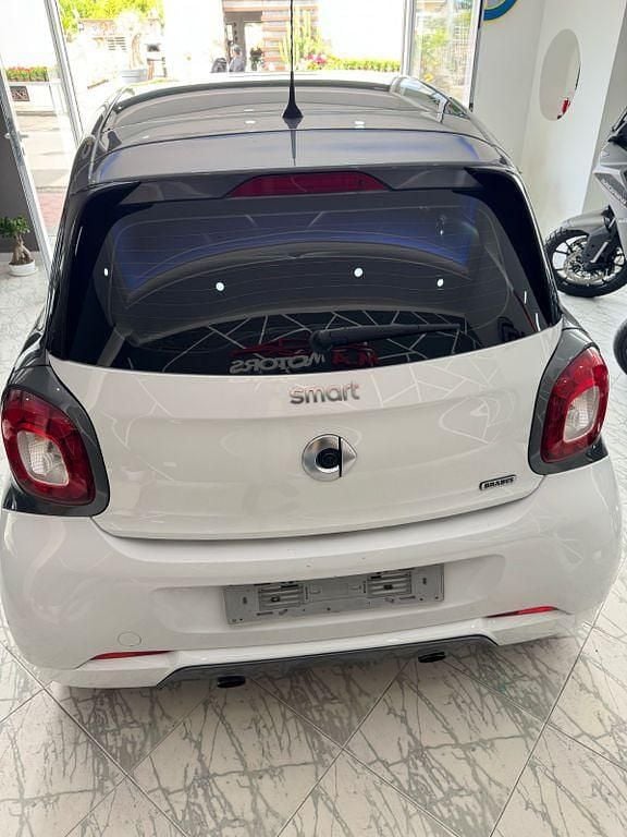Weiß Gebraucht 2017 Smart ForFour Brabus Xclusive Limousine | 13.500 € (Fairer Preis) - Bild 1/4