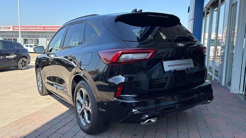 Gebraucht Ford Kuga ST-Line X 186 PS (136 kW) 2025 Schwarz SUV
