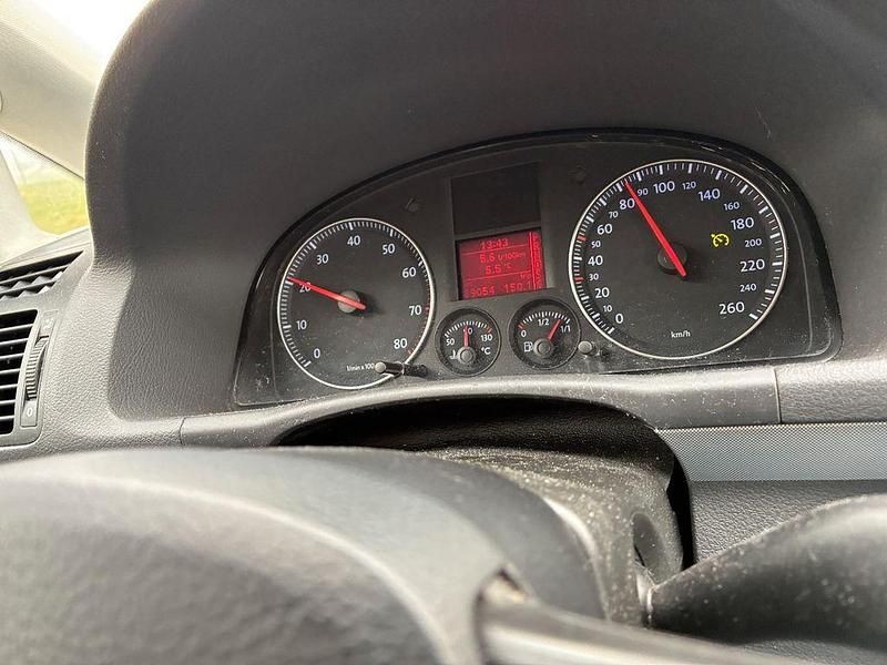 Gebraucht VW Touran Basis 116 PS (85 kW) 2004 Grau Van / Kleinbus