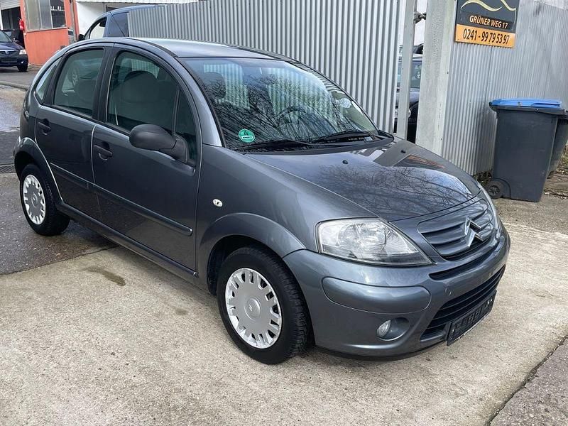Gebraucht Citroën C3 Tonic 73 PS (53 kW) 2009 Grau Limousine