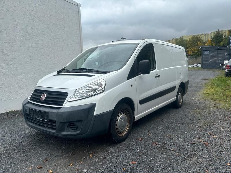 Weiß Gebraucht 2016 Fiat Scudo Van / Kleinbus | 7.800 € (Fairer Preis) - Bild 1/4