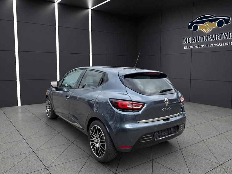 Gebraucht Renault Clio IV LIMITED 90 PS (66 kW) 2016 Grau Kleinwagen