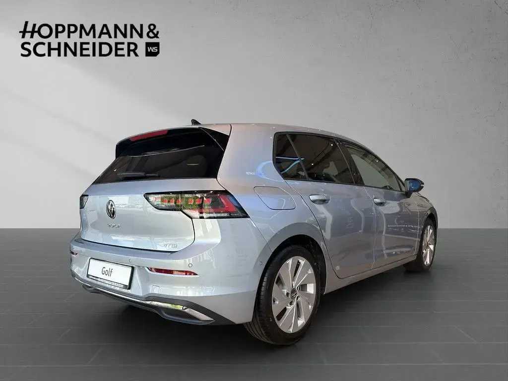 Neu VW Golf VIII Sport 150 PS (110 kW) 2026 Silber Limousine