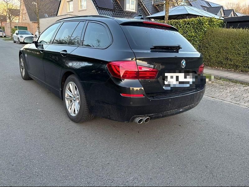 Gebraucht BMW 530 Performance 258 PS (189 kW) 2016 Schwarz Kombi