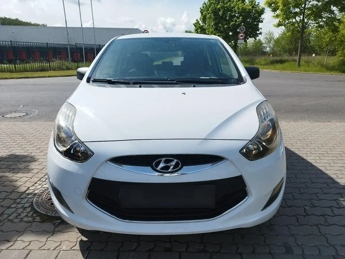 Gebraucht Hyundai ix20 Edition 90 PS (66 kW) 2012 Weiß Kleinwagen