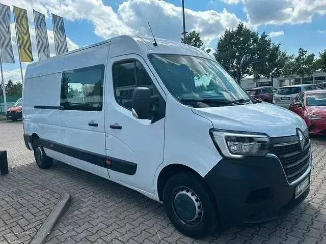 Gebraucht Renault Master Komfort 150 PS (110 kW) 2022 Weiß Van / Kleinbus