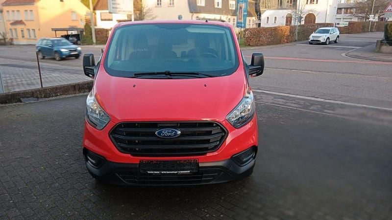 Gebraucht Ford Transit Custom 105 PS (77 kW) 2020 Rot Pickup