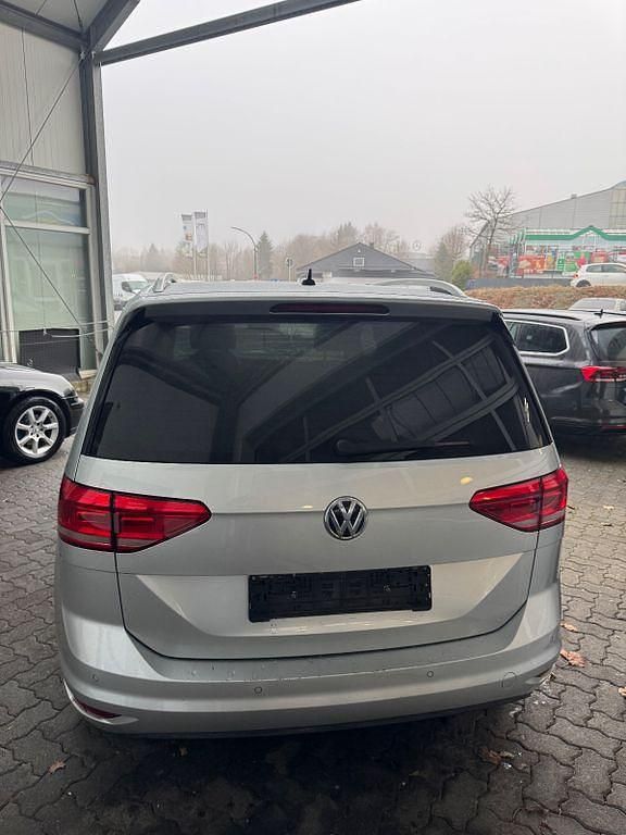 Gebraucht VW Touran Join 116 PS (85 kW) 2019 Silber Van / Kleinbus