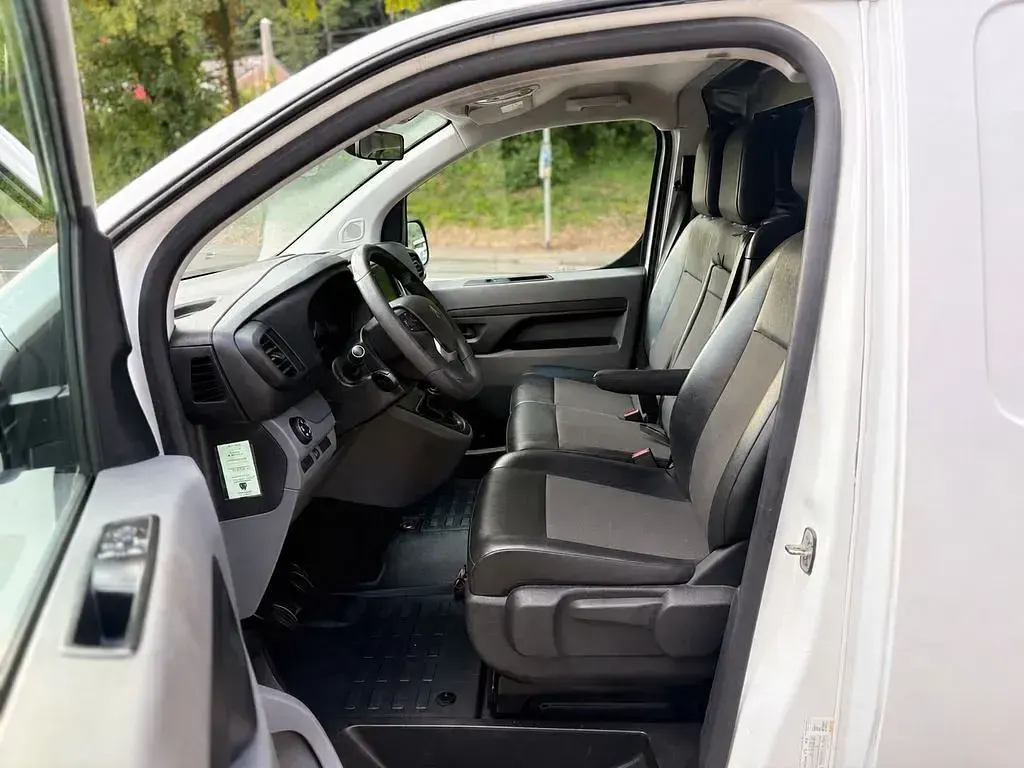 Gebraucht Peugeot Expert 120 PS (88 kW) 2020 Weiß Van