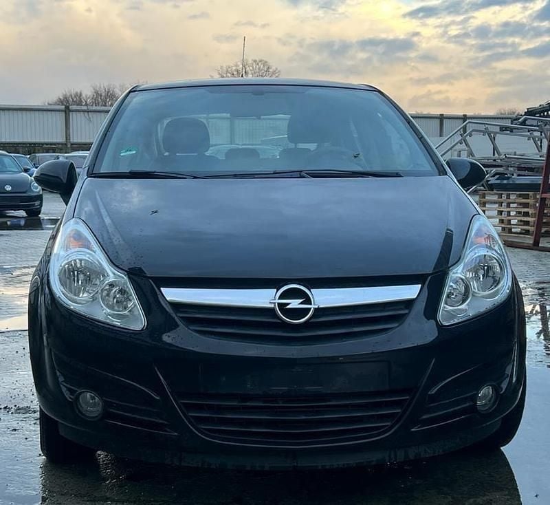 Gebraucht Opel Corsa 90 PS (66 kW) 2009 Schwarz Kleinwagen