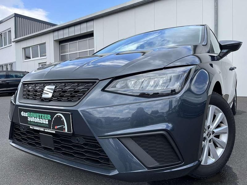 Magnetic tech Gebraucht 2023 Seat Ibiza Style Limousine | 15.860 € (Guter Preis) - Bild 1/4
