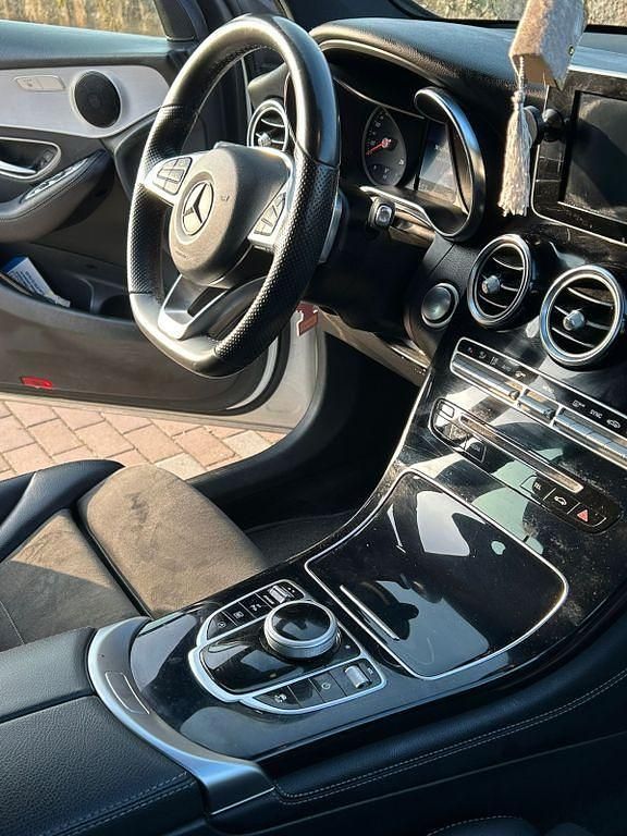 Gebraucht Mercedes GLC220 170 PS (125 kW) 2018 Weiß SUV