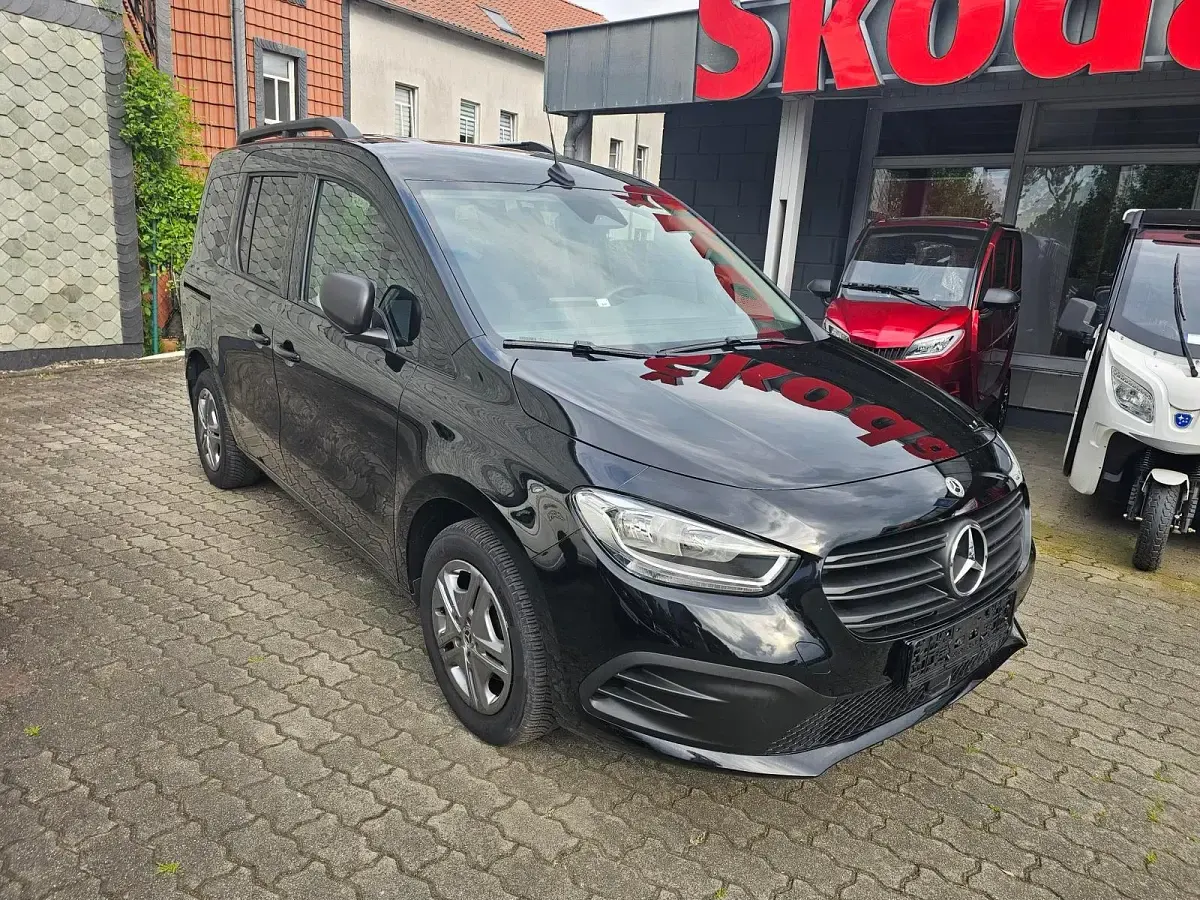 Gebraucht Mercedes Citan 113 131 PS (96 kW) 2024 Schwarz Van / Kleinbus